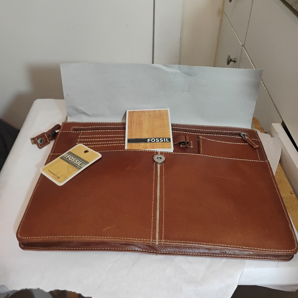 Fossil Courier Case Brown Portfolio Pouch Clutch Briefcase Storage Leather Displ - Picture 7 of 16